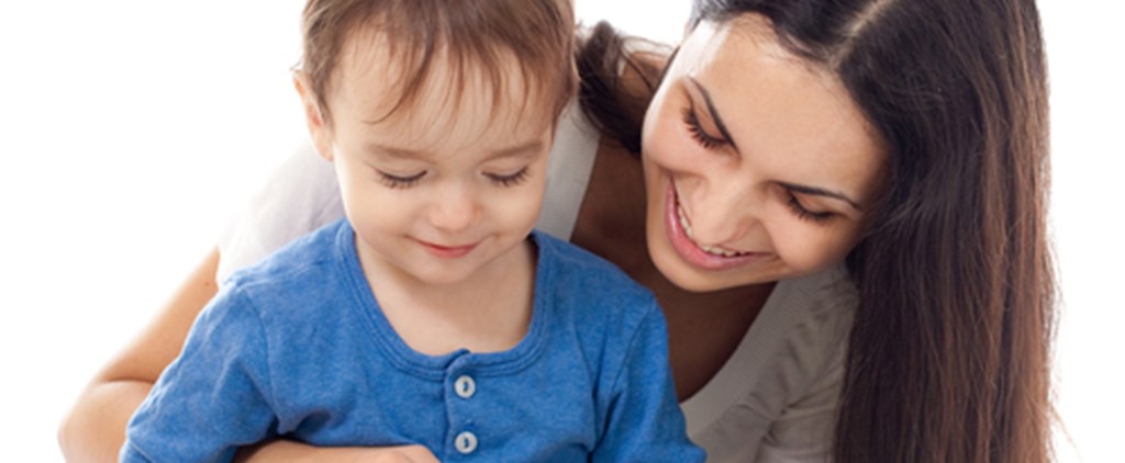 Mum reading to 3 yr old.jpg